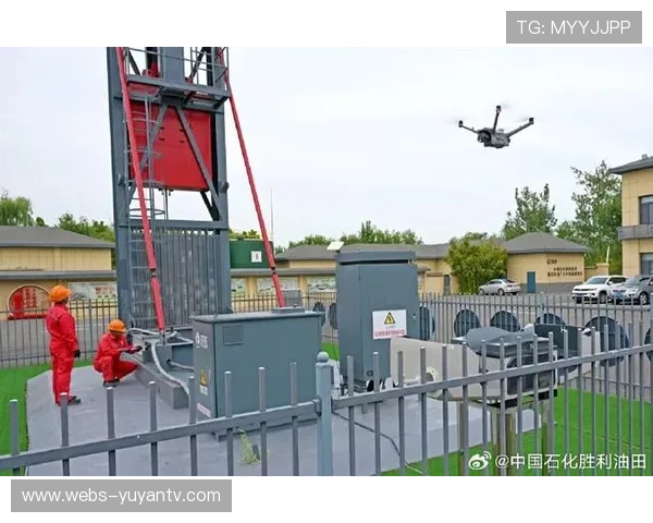 无人机集群编队执行常态化巡检 实时回传高清画面至指挥中枢